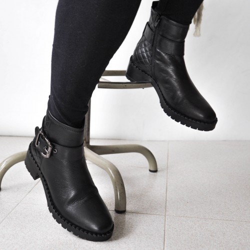 Padded leather ankle boots...