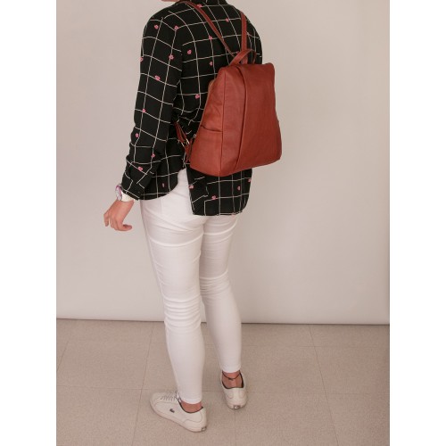 Natural leather backpack with anti-theft back closure Zerimar - 15