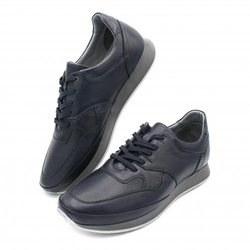 Leather sneakers with laces VALLE model