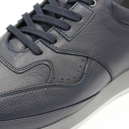 Leather sneakers with laces VALLE model
