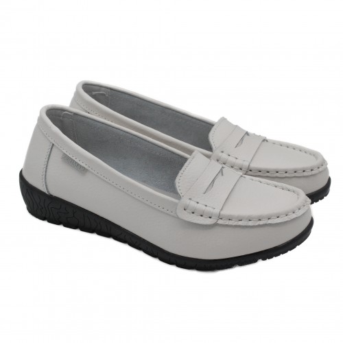 Leather moccasins with black sole