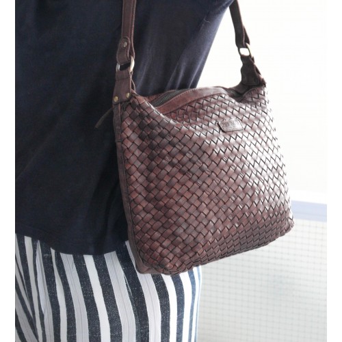 Braided leather bag 36x26x6 cm