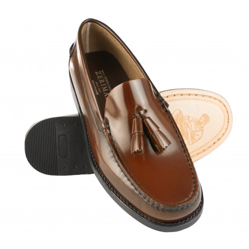 Men's loafers with tassels and leather sole