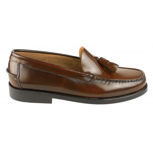 Men's loafers with tassels and leather sole
