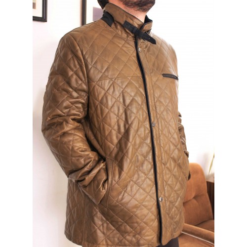 Padded leather jacket with double closure and buckle