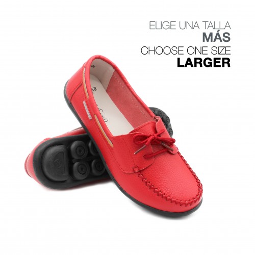 Leather loafers with laces and black sole