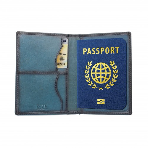 Multi-purpose leather passport cover 14,5x10 cm OCEAN&APACHE