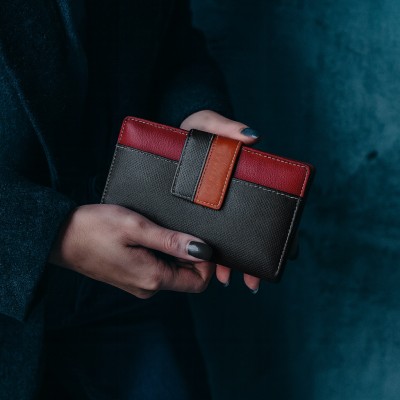 Multi-purpose leather wallet 17x10 cm