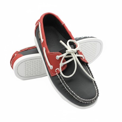 Leather boat shoes with laces model TIRRENO