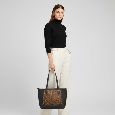 Engraved leather bag with double handle 30x24x11 cm GIARDE