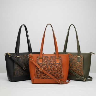 Engraved leather bag with double handle 30x24x11 cm GIARDE