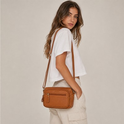 Leather crossbody bag 22x16x7 cm KOKI