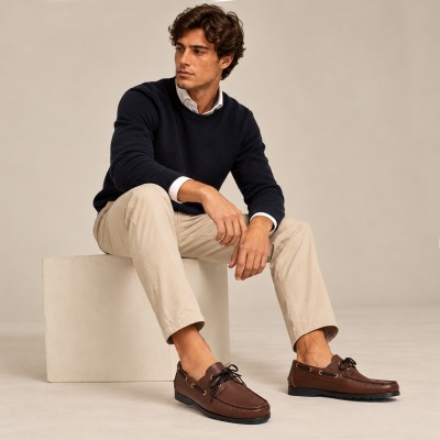 Laced leather boat shoes model HAMPTON