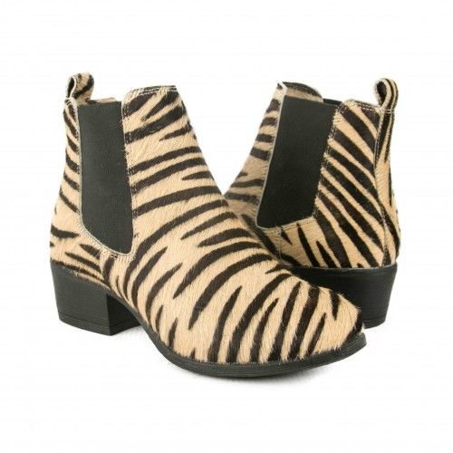 Animal print leather ankle boot with elastic closure Zerimar - 2